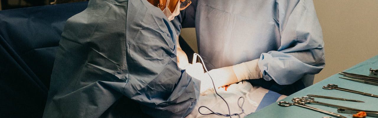 operacja stawu biodrowego